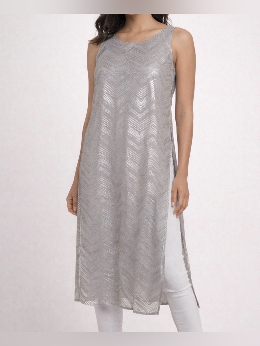 Truth Silver Chevron Print Long Top Size S